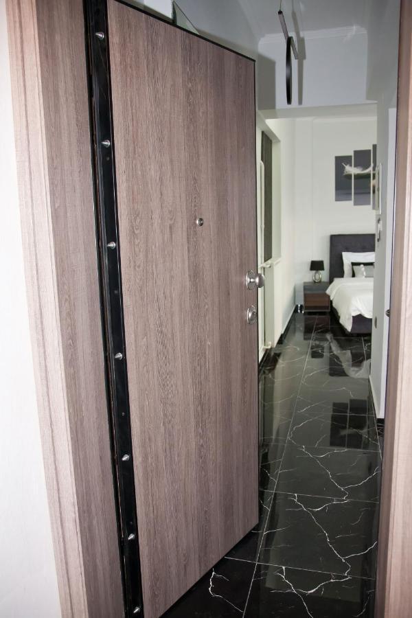 Chris Luxury Studio Ioannina Exterior photo